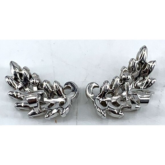 Crown Trifari Earrings Rhinestone Clear Silver Tone Clip 1 1/8" Leaf Huggie - Picture 7 of 7